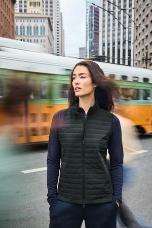 OGIO LOG761 Women's Driveline Hybrid Vest